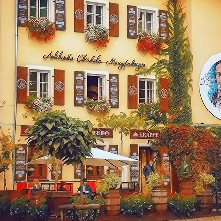 Daire Площа Ринок, Центр Апартаменти По Вул Вірменська 29 *