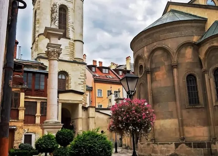 площа ринок, центр по вул вірменська 29 Apartament *